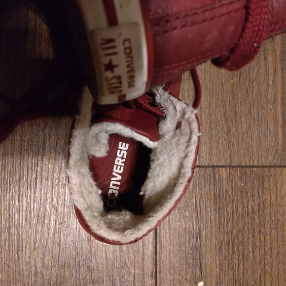 Converse All-Star Mens sz 6 Maroon Leather  Faux Fur Lined Shoes Chuck Taylor - Picture 5 of 6